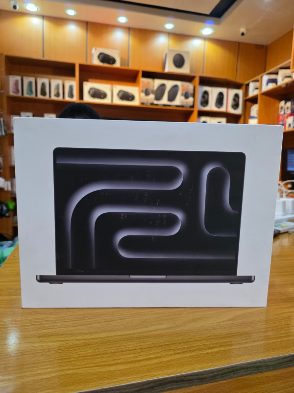 MacBook Pro (M4 pro)